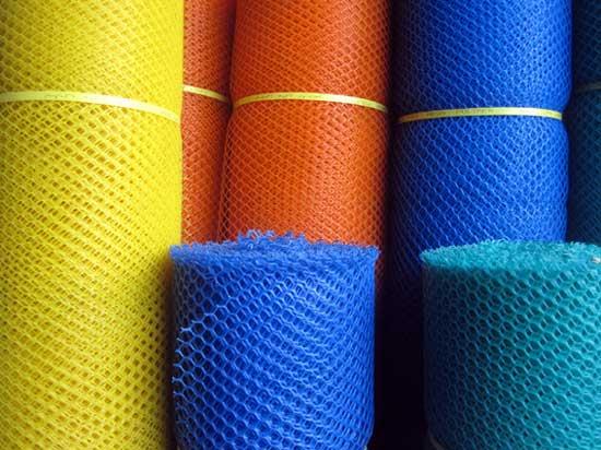 Plastic chicken mesh 200 g