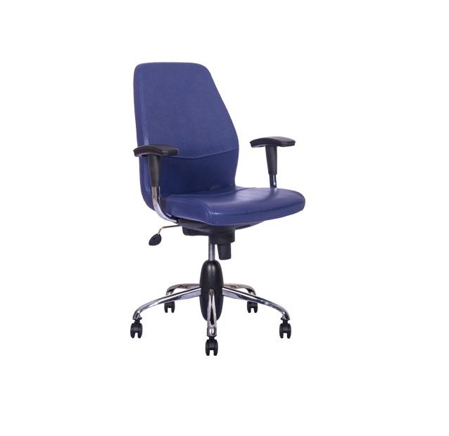 Staff chair