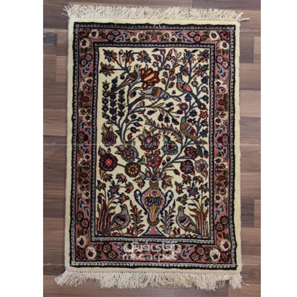 Goldani handmade carpet