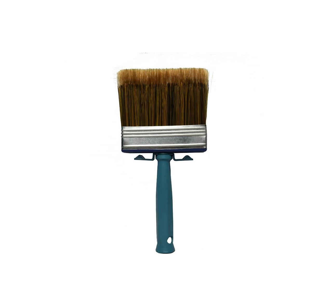 Plastic brush