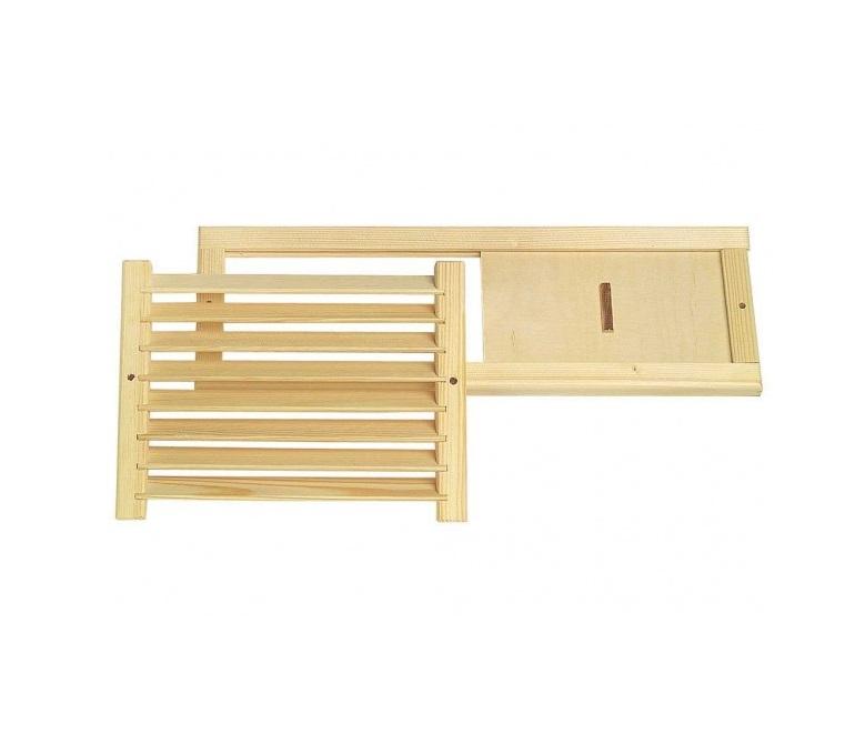 Wooden grill for dry sauna ventilation