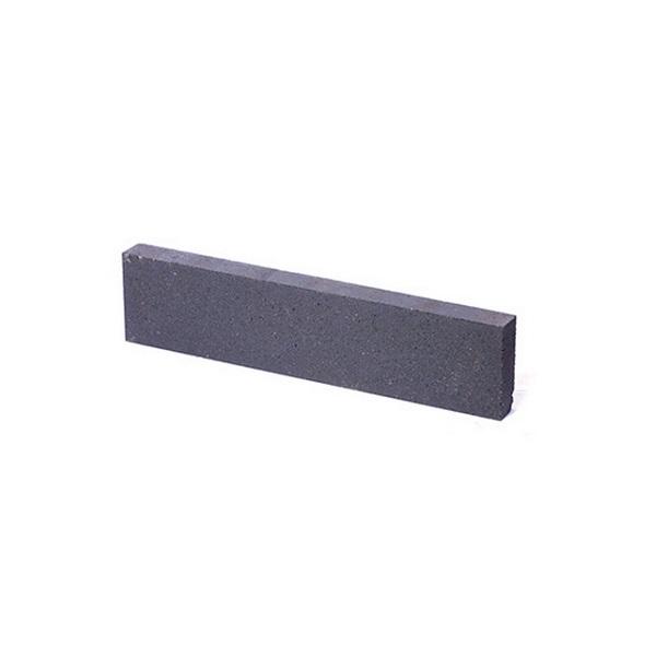 Black refractory brick