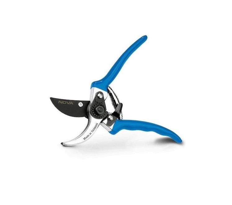 Echo gardening scissors