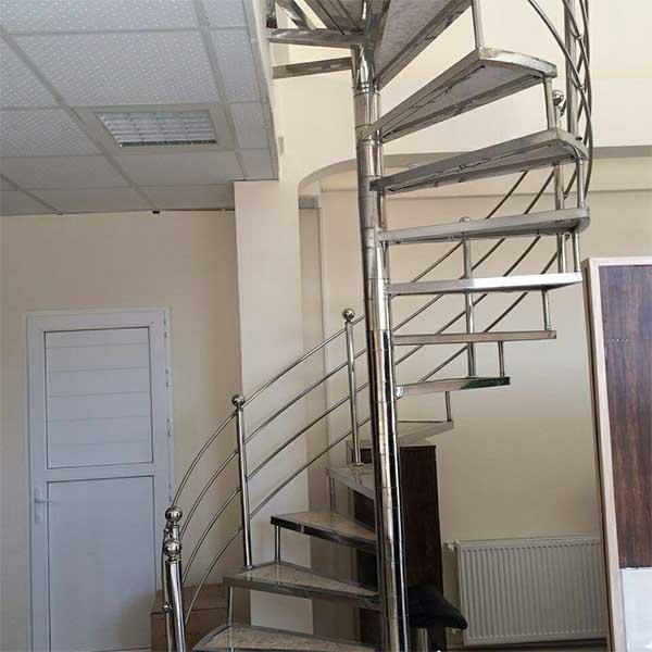 Steel prefabricated stairs