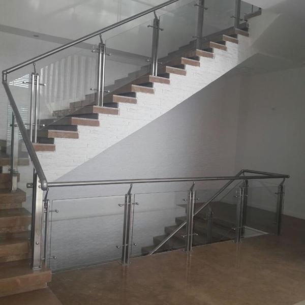 Glass railings with profiles