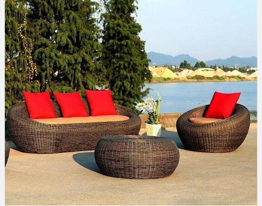 Outdoor furniture set