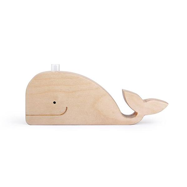 Whale design wooden pot