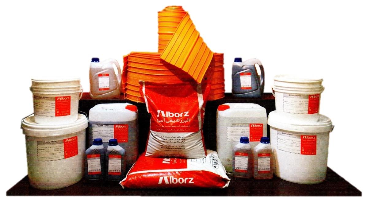 Ultra-lubricating and severely reducing concrete water based on polycarboxylate ether Ultra-lubricating and severely reducing concrete water based on polycarboxylate ether